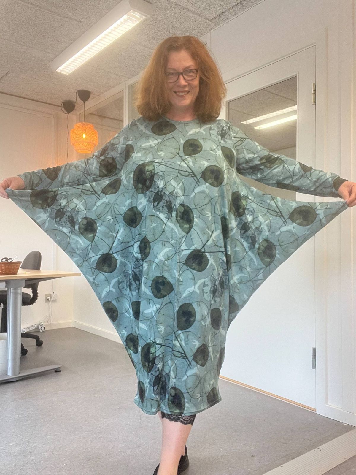 Line2Lines K2244 Kjole i en anden flot grøn udgave