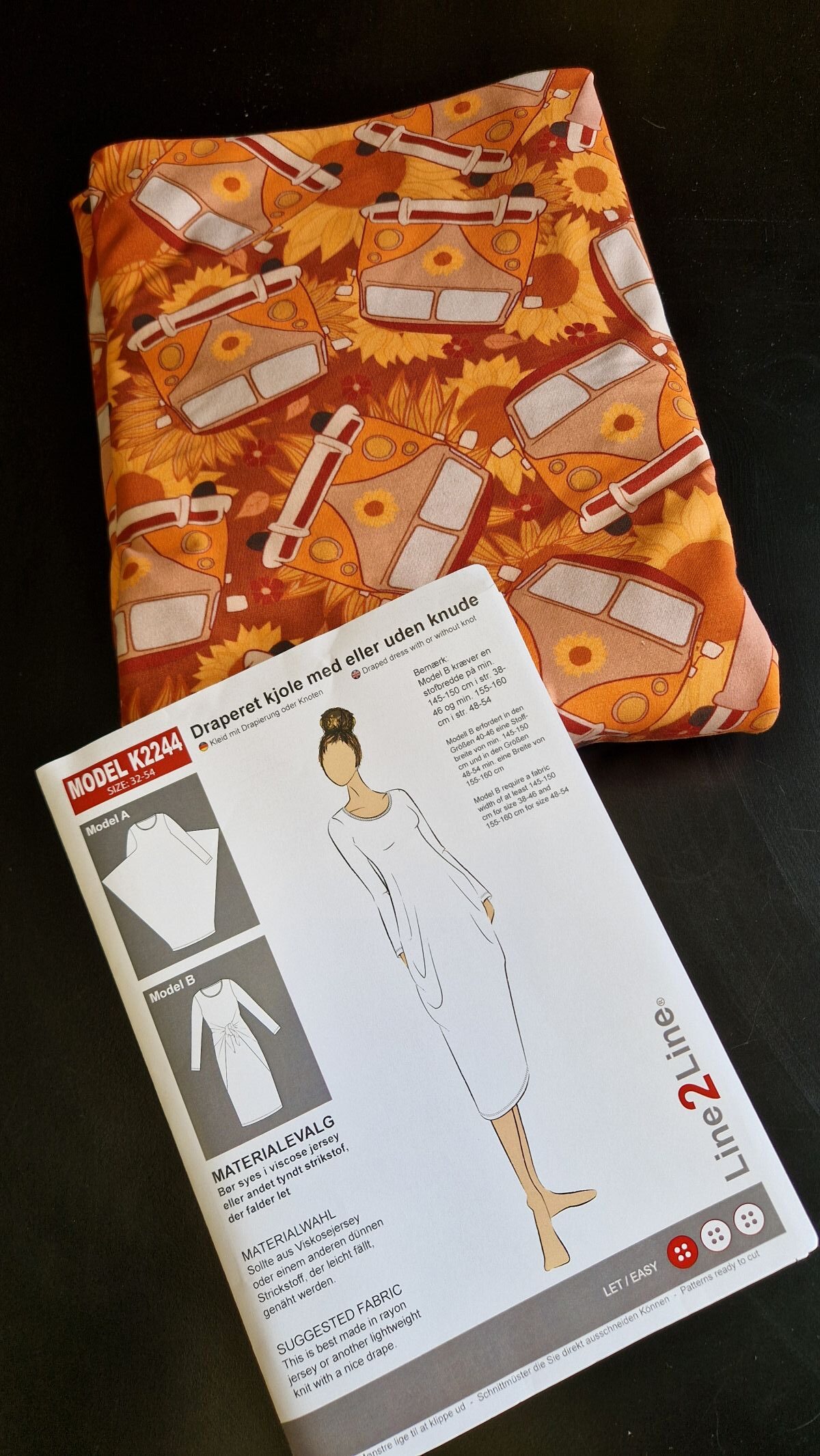 Den her kjole var alt for skæg til ikke at blive afprøvet. Den er i øvrigt også nem at sy.